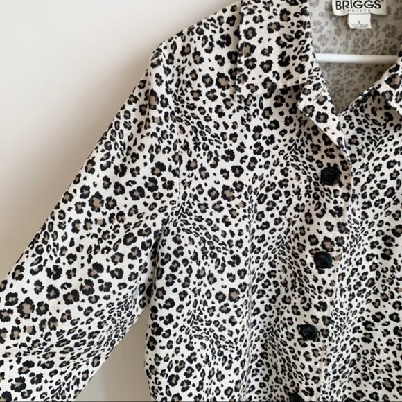 VTG Briggs Petite Blouse Blazer Shacket Animal Print - Picture 3 of 9